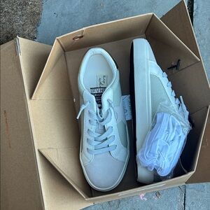 Vintage Havana Sneakers in Tan Box